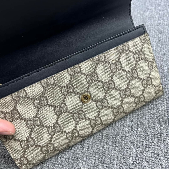 100% Authentic Gucci Leather Wallet 249-101524 - Picture 11 of 12